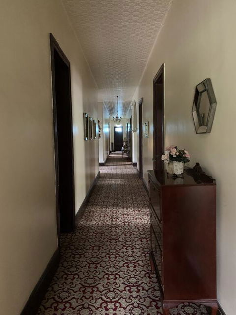 Grand Neath Hotel - Hervey Bay Accommodation 3