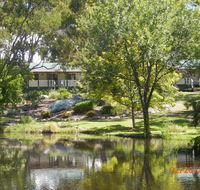Granite Gardens Cottages  Lake Retreat - Tourism Hervey Bay