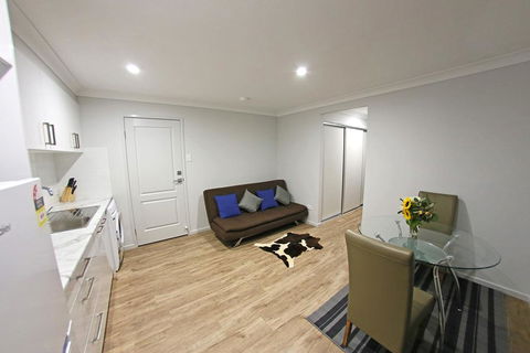 Granny Flat Next To Golf Course - Hervey Bay Accommodation 0