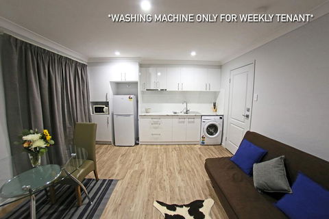 Granny Flat Next To Golf Course - Hervey Bay Accommodation 2