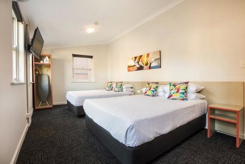 Granville Hotel - Hervey Bay Accommodation 1