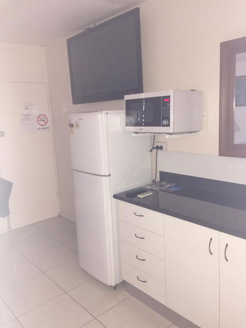 Granville Tavern And Motel - Hervey Bay Accommodation 0