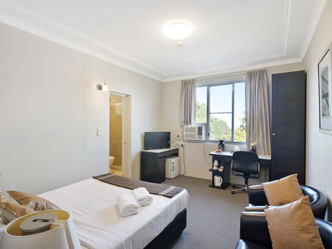 Greenwich Inn Motel - Hervey Bay Accommodation 0