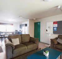 Guild House 6 Bedroom Flat - Hervey Bay Accommodation