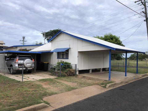 Gumby Gumby Cottage - Hervey Bay Accommodation 0