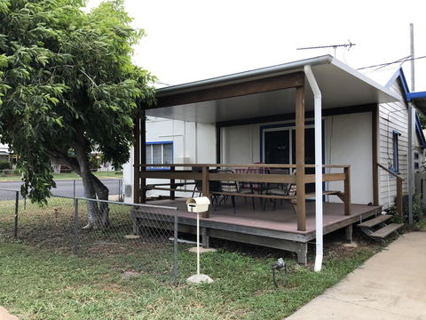 Gumby Gumby Cottage - Hervey Bay Accommodation 1