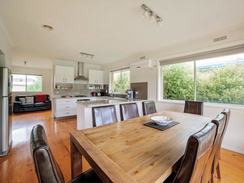 HAKUNA MATATA (No Worries) - Tourism Hervey Bay 3