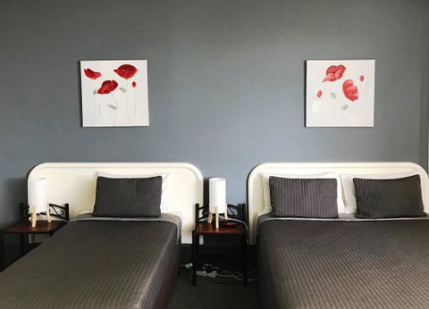 Hamilton Motor Inn - Hervey Bay Accommodation 3