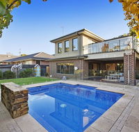 Hampton Haven with Pool for families and a max of 8 adults. - Tourism Hervey Bay