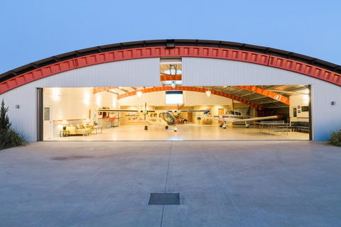 Hangar House Mudgee - Hervey Bay Accommodation 0