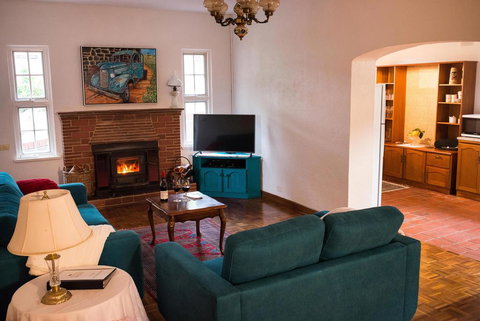 Hanisch Haus - Hervey Bay Accommodation 1