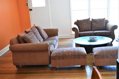 Happy Cozy House For Holidays, Beach, BBQ, Pet Friendly 35kms From CBD In Country Life Style !!! - Hervey Bay Accommodation 3