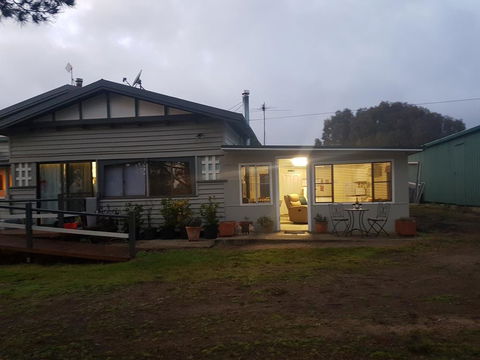 Happy Pig Farm - Hervey Bay Accommodation 0