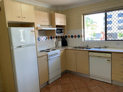 Harbour Side Resort - Hervey Bay Accommodation 0