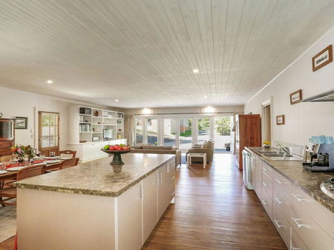 Hardigreen Park - Spacious With Tennis Court - Tourism Hervey Bay 1