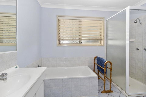 Hastings Point Holiday Heaven - Hervey Bay Accommodation 2