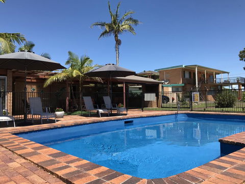 Haven Waters Motel & Apartments - Tourism Hervey Bay 0