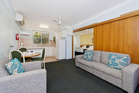 Haven Waters Motel & Apartments - Tourism Hervey Bay 3