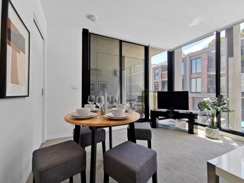 Hawthorn Elegant Lifestyle 1 Bedroom Apartment - Tourism Hervey Bay 3