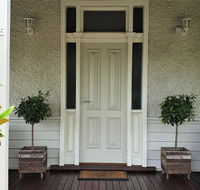 Healesville House - Magnolia House - Hervey Bay Accommodation