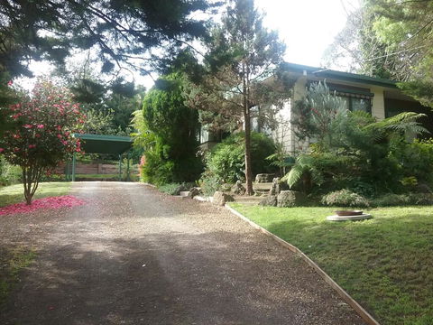 Healesville Selfie - Self Contained House - Hervey Bay Accommodation 1