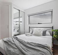 Heart of Sandringham Apartment by Ready Set Host - Tourism Hervey Bay