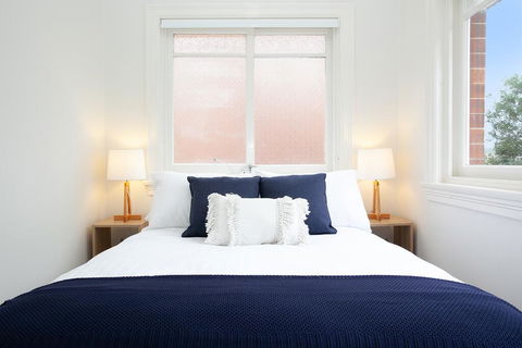 Heritage Home Metres From Manly Beaches And Dining - Tourism Hervey Bay 2