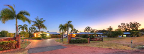 Heritage Lodge Motel - Hervey Bay Accommodation 0