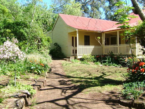 Hermitage Cottage - Hervey Bay Accommodation 1