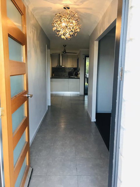 Hervey Bay Holiday Home - Hervey Bay Accommodation 3