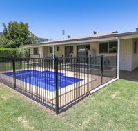 Hibiscus Holiday Home - Hervey Bay Accommodation