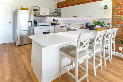 High Tide Five Star Appartment - Hervey Bay Accommodation 3