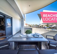 Higher Ground on Seaview-Superb Beach Lifestyle - Wifi - Metres from the beach - Hervey Bay Accommodation
