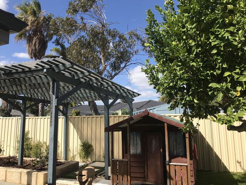 Hillarys Family Holiday Home - Hervey Bay Accommodation 2