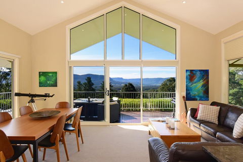 Hillcrest - Spectacular Views! - Tourism Hervey Bay 2