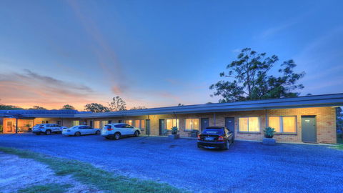 Hilldrop Motor Inn - Hervey Bay Accommodation 3