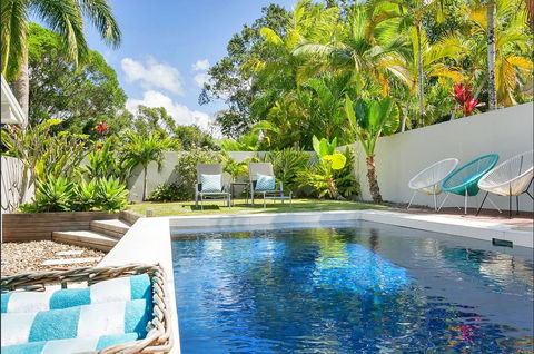 Hilltop Rainforest Retreat - Hervey Bay Accommodation 3