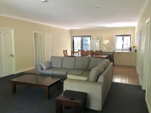 Hillview Farmstay - Hervey Bay Accommodation 1