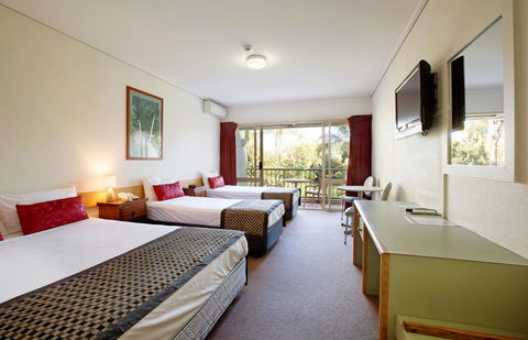 Hinterland Hotel Nerang - Tourism Hervey Bay 3