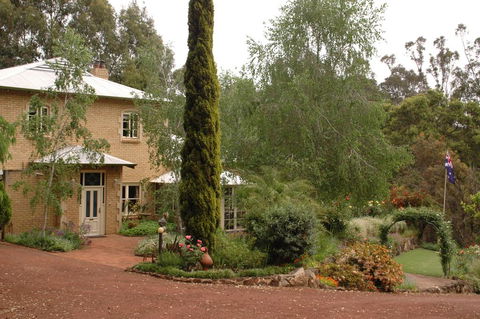 Holberry House - Hervey Bay Accommodation 1