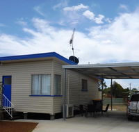 Holiday House Clermont - Tourism Hervey Bay