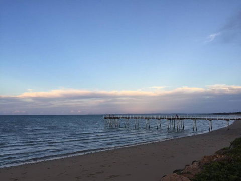 Holiday On Hillcrest - Hervey Bay Accommodation 0