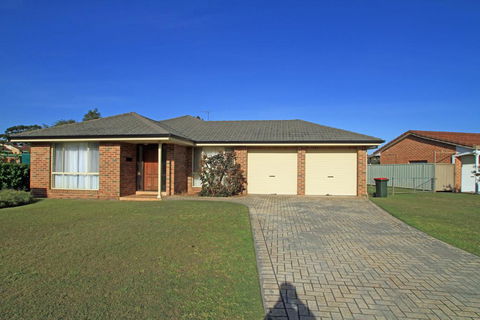 Holiday On The Water - Hervey Bay Accommodation 1