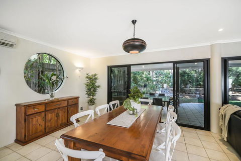 Home Away From Home, 38 Redwood Avenue, Marcus Beach, Noosa Area - Hervey Bay Accommodation 3