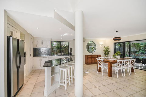Home Away From Home, 38 Redwood Avenue, Marcus Beach, Noosa Area - Hervey Bay Accommodation 2