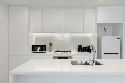 HomeHotel Boutique And Luxurious Apt, Super Clean - Hervey Bay Accommodation 3