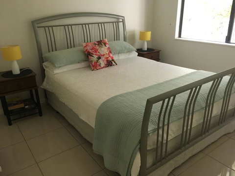 Honeybee House - Hervey Bay Accommodation 1