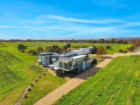 Hotel California Road At Inkwell Wines - Tourism Hervey Bay 0