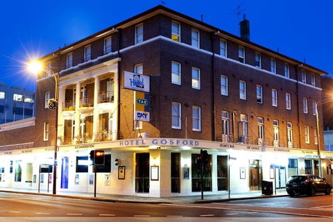 Hotel Gosford - Hervey Bay Accommodation 0