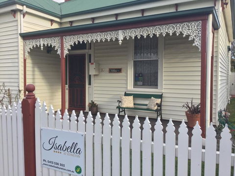 Isabella At Kyneton - Hervey Bay Accommodation 0